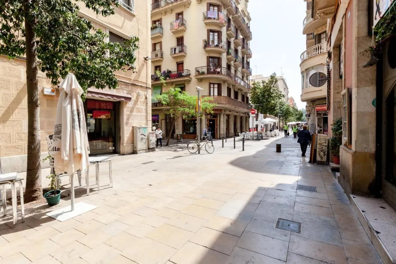 Apartment Modern 2 Bedroom Flat In Trendy Poble Sec Barcelona Spain