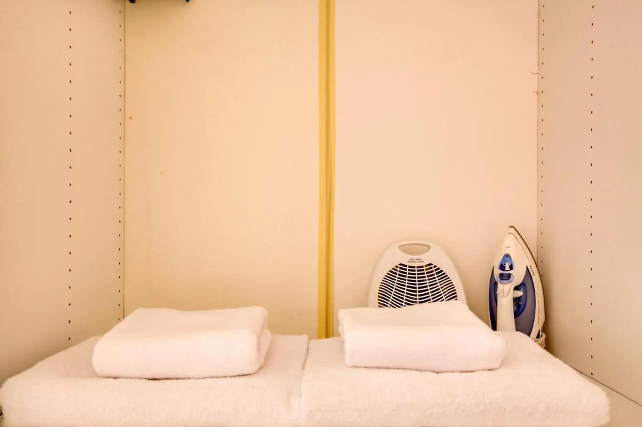 Modern 2 Bedroom Flat In Trendy Poble Sec Barcelona 0*,  Spain